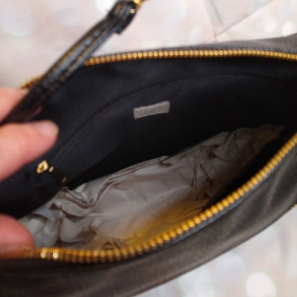 Soft Crossbody Bag - A New Day - Black - NWT - Picture 5 of 7